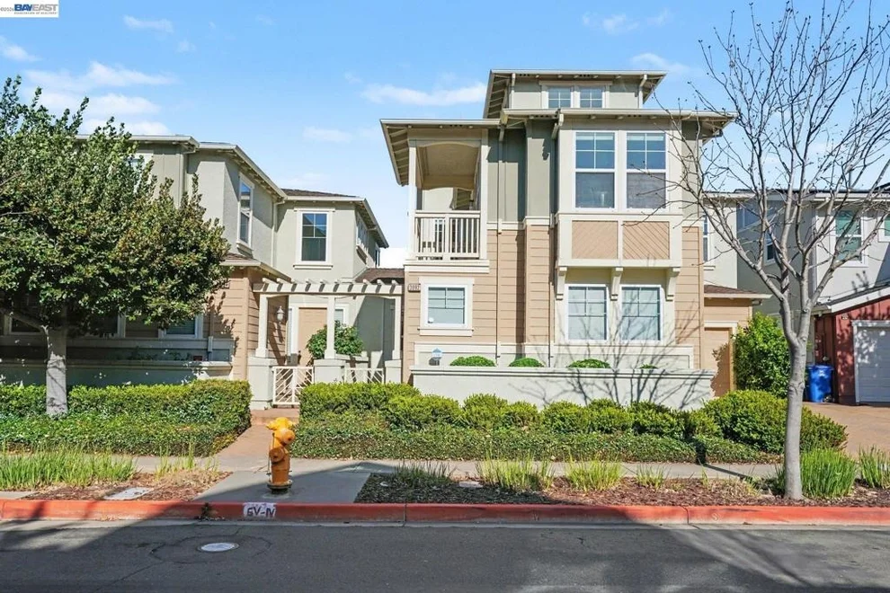 Unit for sale at 3092 Madsen St, Hayward, CA 94541