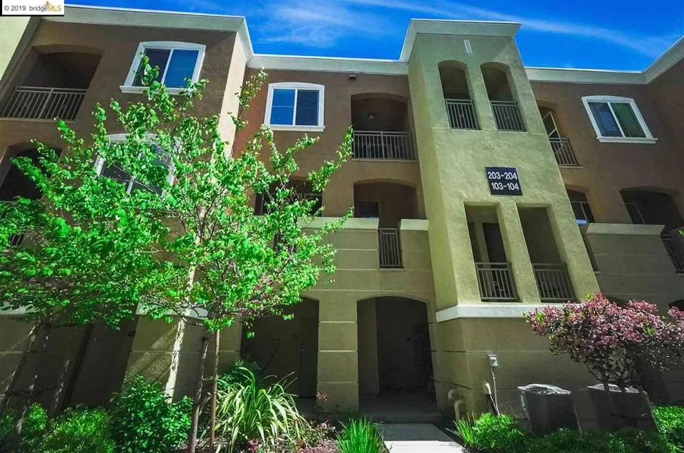Unit for sale at 4728 Norris Canyon Rd, San Ramon, CA 94583