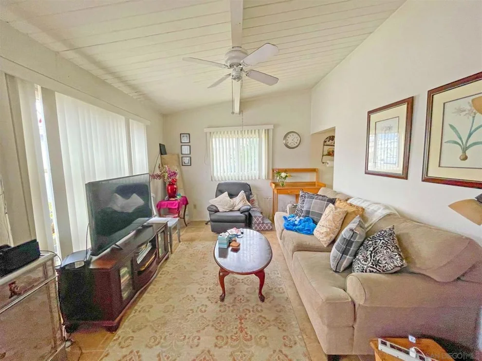 Unit for sale at 4018 20 Fond Du Lac Ave, San Diego, CA 92117