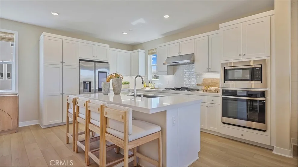 Unit for sale at 27574 Prarie Way, Valencia, CA 91381