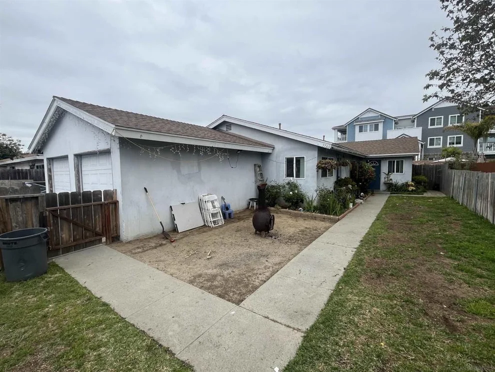 Unit for sale at 3676 3678 Jefferson St, Carlsbad, CA 92008