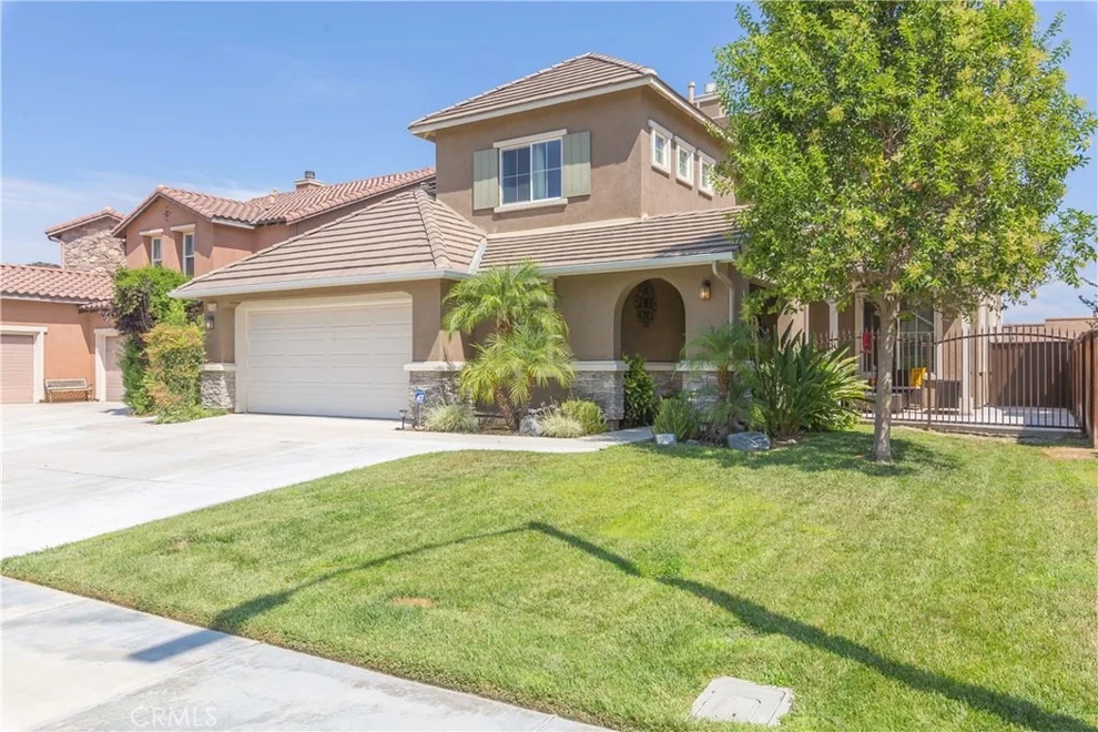 Unit for sale at 27488 Pinyon Street, Murrieta, CA 92562