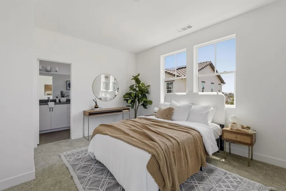 Unit for sale at 304 Ishaan Lane, San Marcos, CA 92069