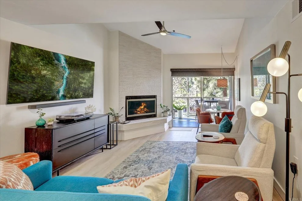 Unit for sale at 1682 Circa Del Lago, San Marcos, CA 92078