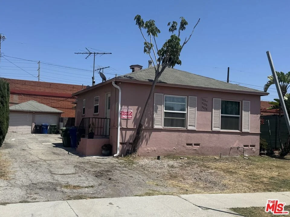 Unit for sale at 9024 Reading Avenue, Los Angeles, CA 90045