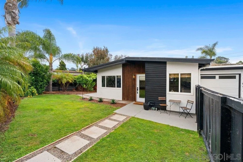 Unit for sale at 725 Teaberry St, Encinitas, CA 92024
