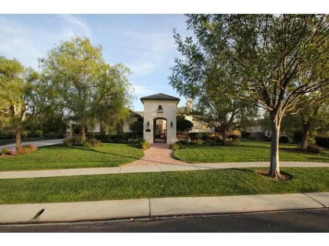 Unit for sale at 17037 Castello Circle, San Diego, CA 92127