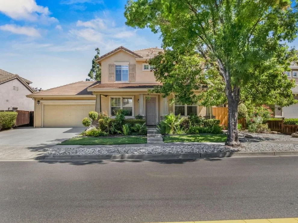 Unit for sale at 308 Arrowhead Way, Hayward, CA 94544