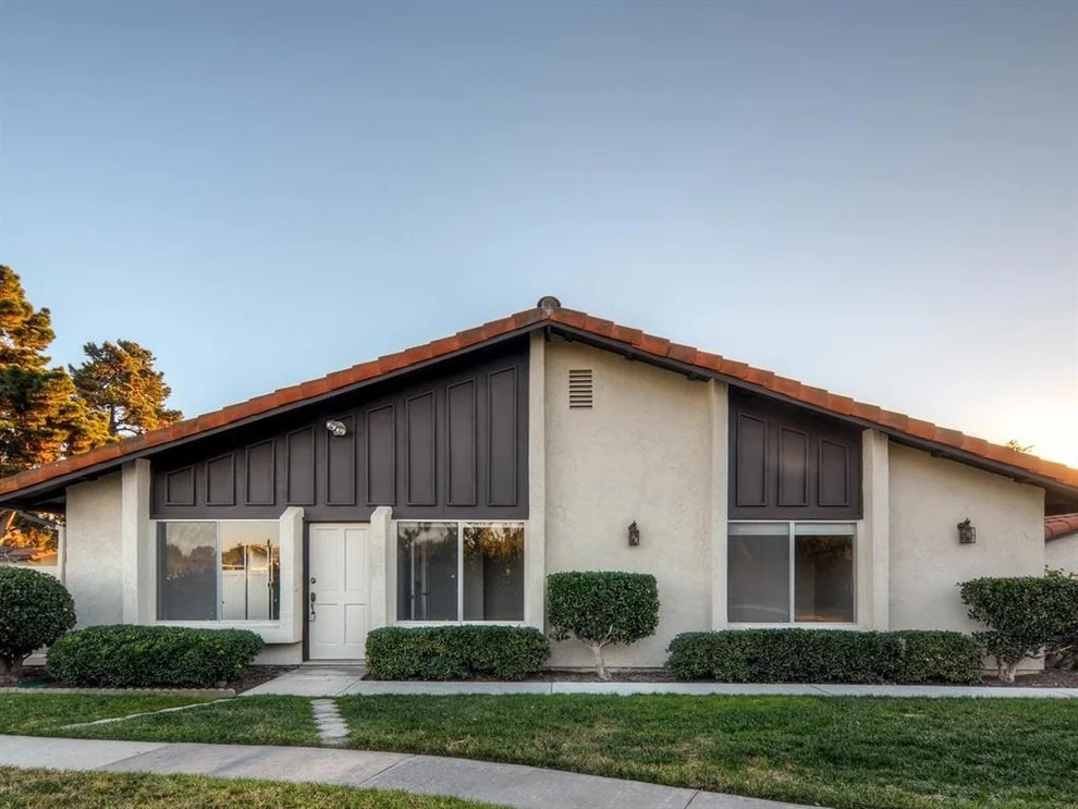 Unit for sale at 1746 Charleston Lane, Encinitas, CA 92024
