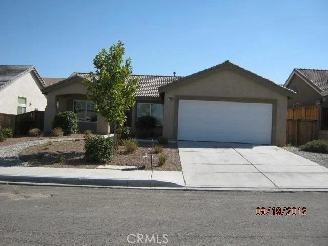 Unit for sale at 16539 Colfax Lane, Victorville, CA 92395