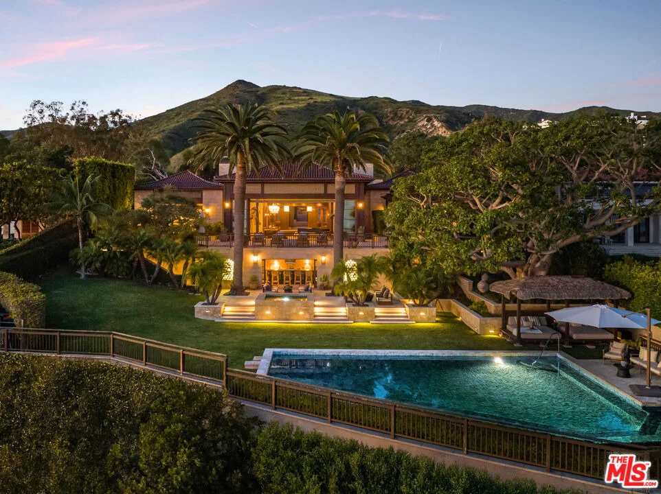 Unit for sale at 24834 Pacific Coast Highway, Malibu, CA 90265