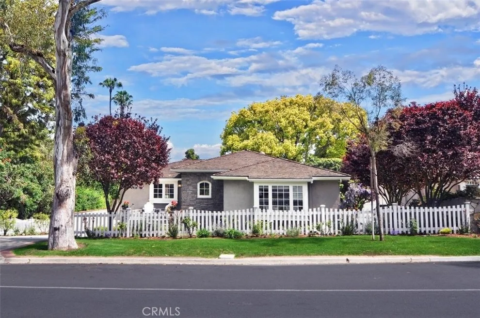 Unit for sale at 3817 Palos Verdes Dr N, Palos Verdes Estates, CA 90274