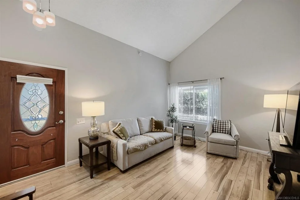 Unit for sale at 10825 Caravelle Pl, San Diego, CA 92124