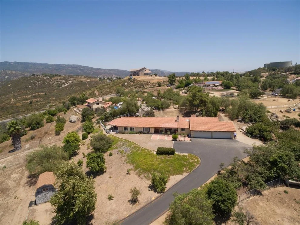 Unit for sale at 19309 Siesta Lane, Valley Center, CA 92082