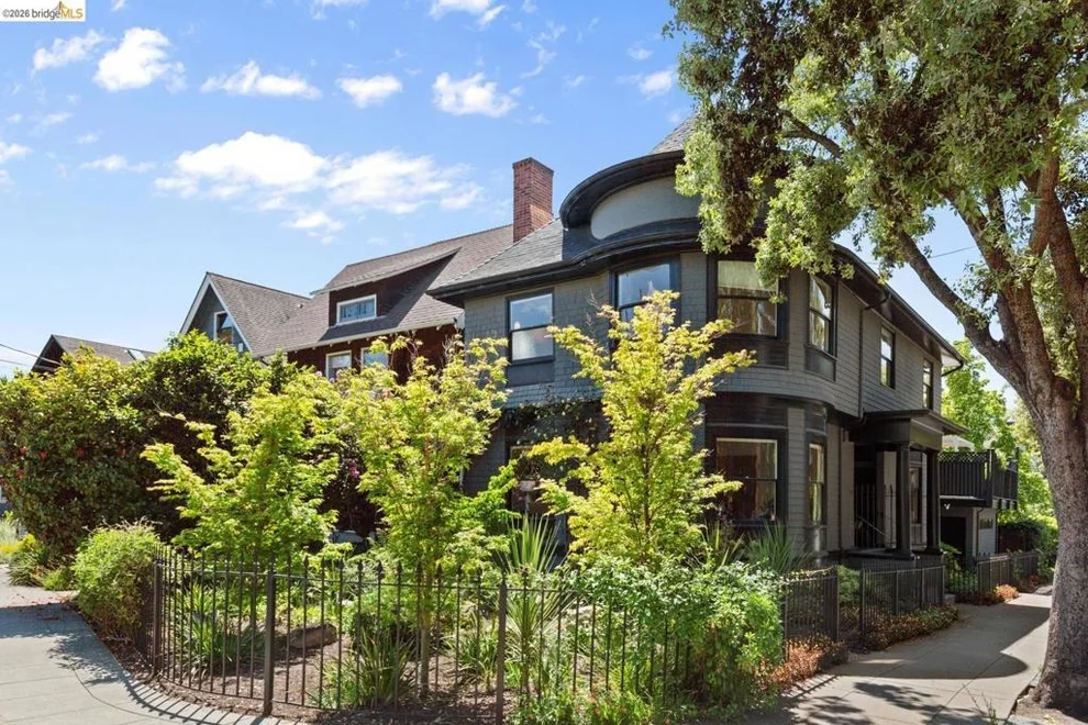 Unit for sale at 2520 Russell St, Berkeley, CA 94705