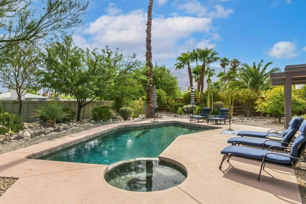 Unit for sale at 1371 E Francis Drive, Palm Springs, CA 92262