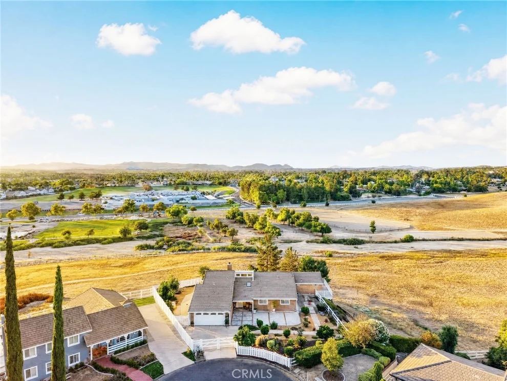 Unit for sale at 29510 Avenida Del Sol, Temecula, CA 92591