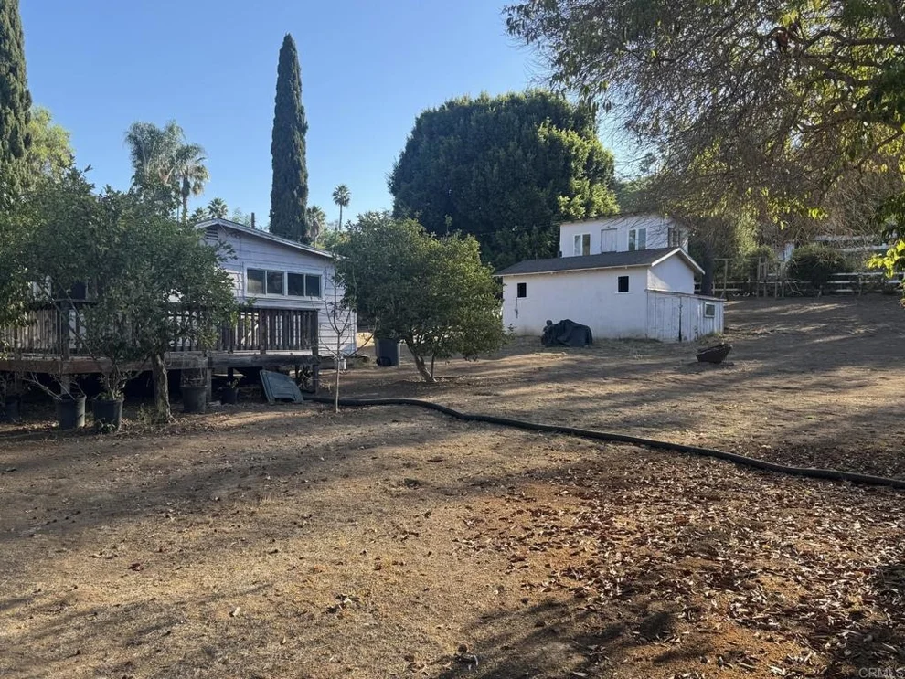 Unit for sale at 726 Valley Drive, Vista, CA 92084