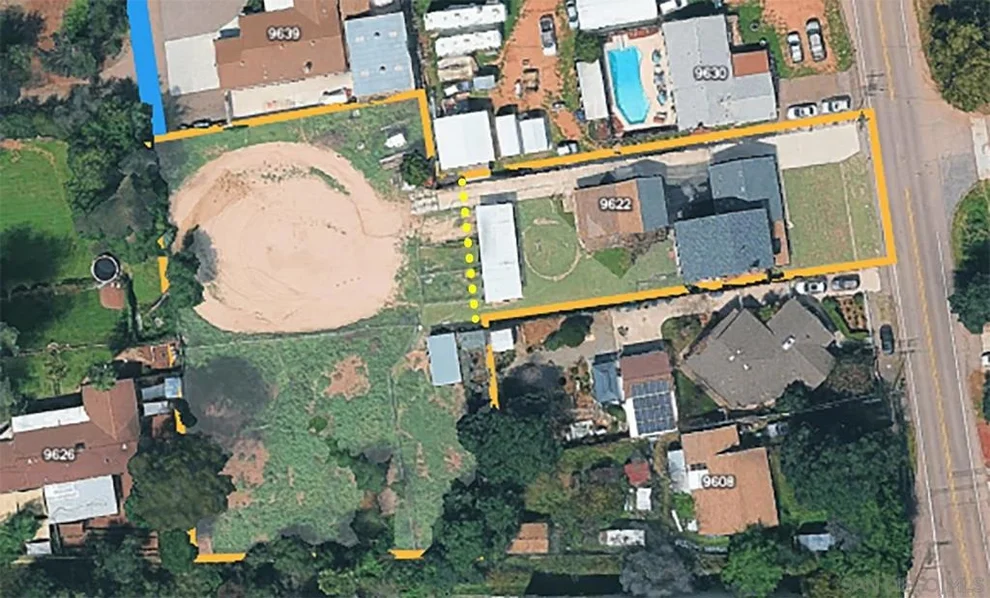 Unit for sale at 9622 Lakeview, Lakeside, CA 92040