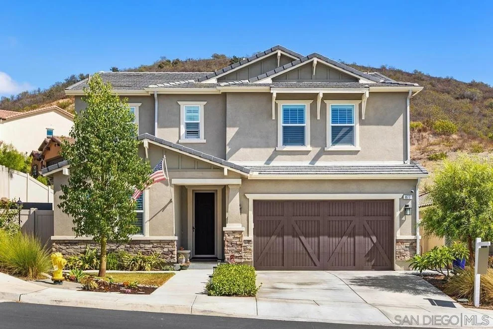 Unit for sale at 877 Woodhaven Rd, San Marcos, CA 92069