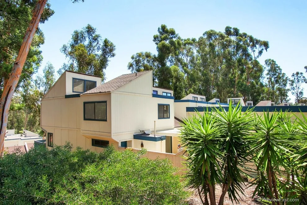 Unit for sale at 10257 Caminito Pitaya, San Diego, CA 92131
