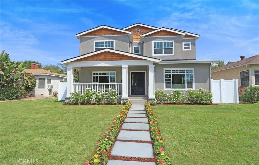 Unit for sale at 2311 W Clark Avenue, Burbank, CA 91506