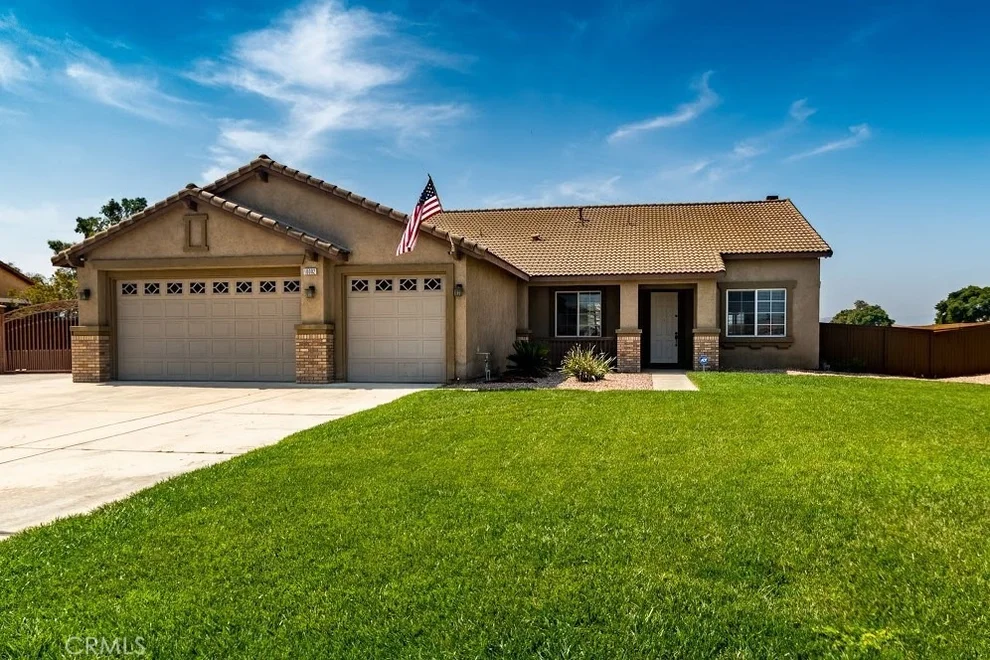Unit for sale at 10002 Berkshire Drive, Jurupa Valley, CA 92509