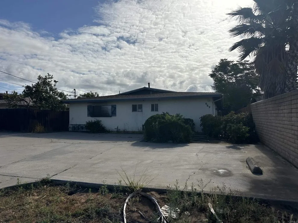 Unit for sale at 669 Dorothy St., El Cajon, CA 92021