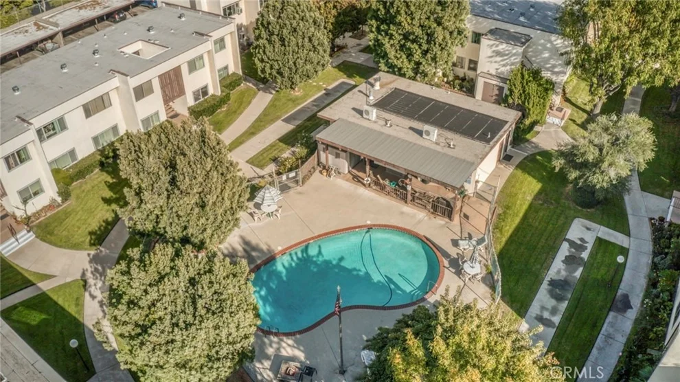 Unit for sale at 11813 Runnymede Street, North Hollywood, CA 91605
