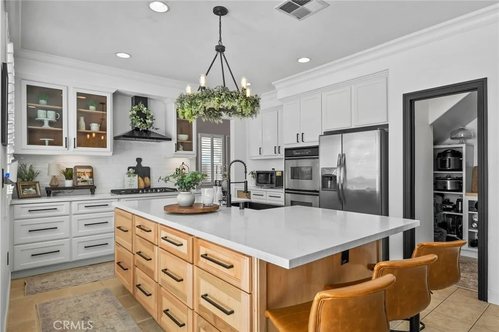 Unit for sale at 6258 Rolling Meadow, Eastvale, CA 92880