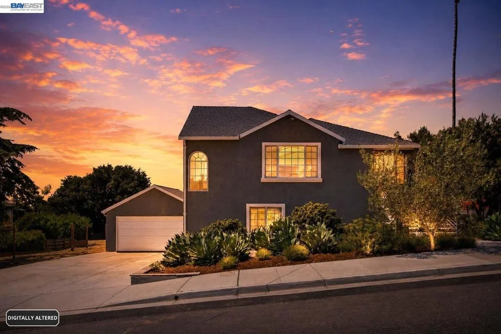 Unit for sale at 3212 D, Hayward, CA 94541