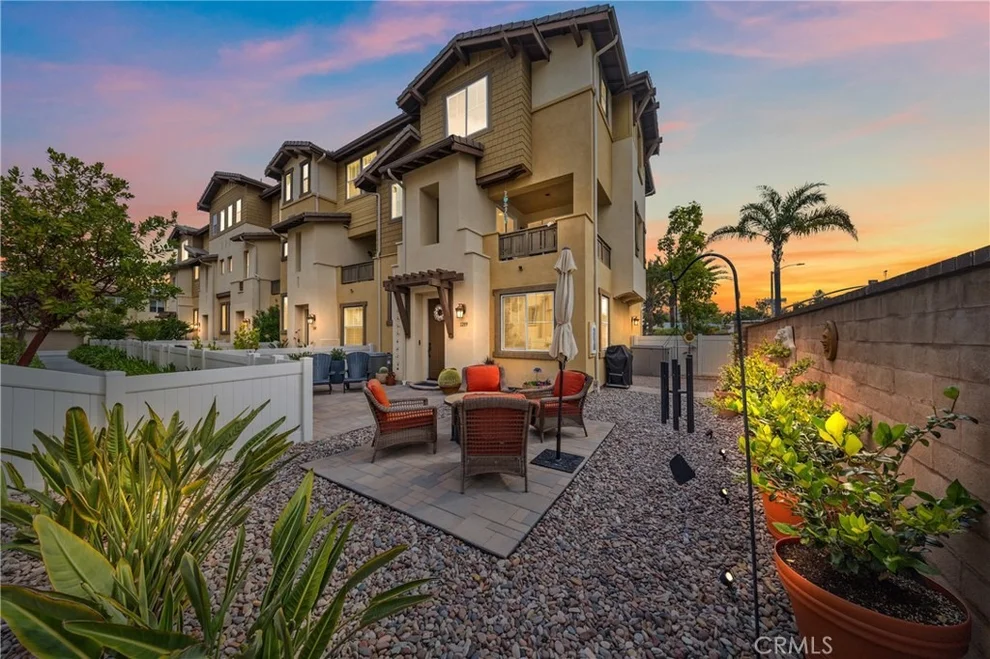 Unit for sale at 1289 Via Fanal, Oceanside, CA 92056
