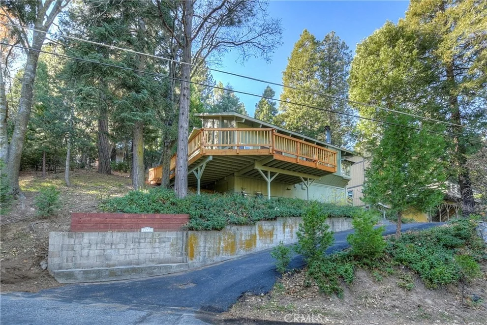 Unit for sale at 24945 Fieno Court, Crestline, CA 92325