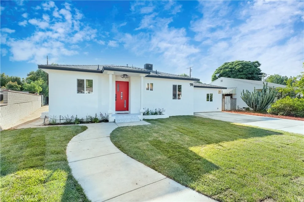Unit for sale at 7719 Nestle Avenue, Reseda, CA 91335