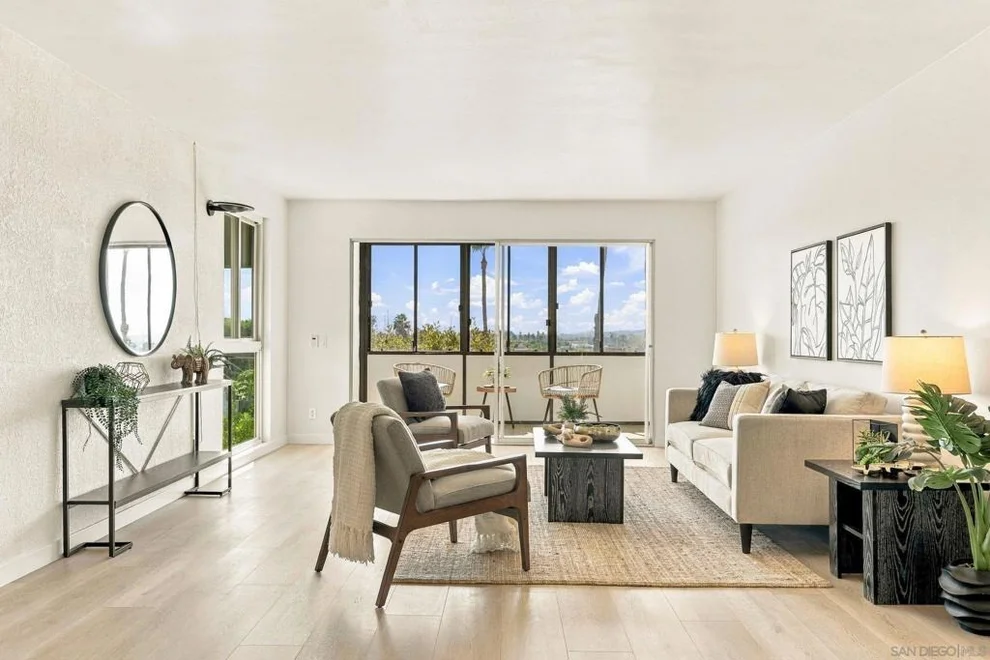 Unit for sale at 2540 Clairemont dr, San Diego, CA 92117