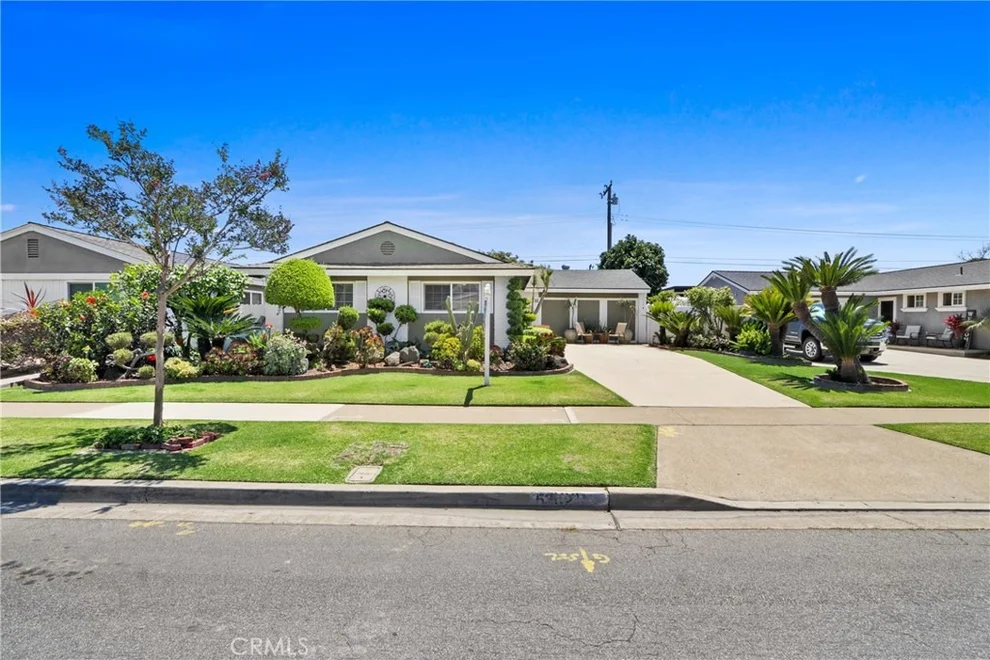 Unit for sale at 5332 Belle, Cypress, CA 90630