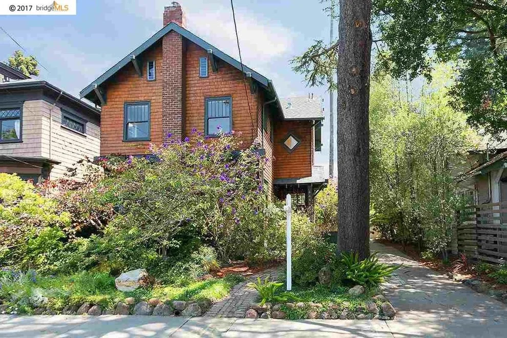 Unit for sale at 6444 Colby St, Oakland, CA 94618