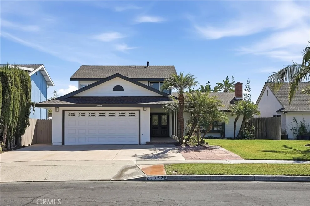 Unit for sale at 23352 El Perro, Lake Forest, CA 92630