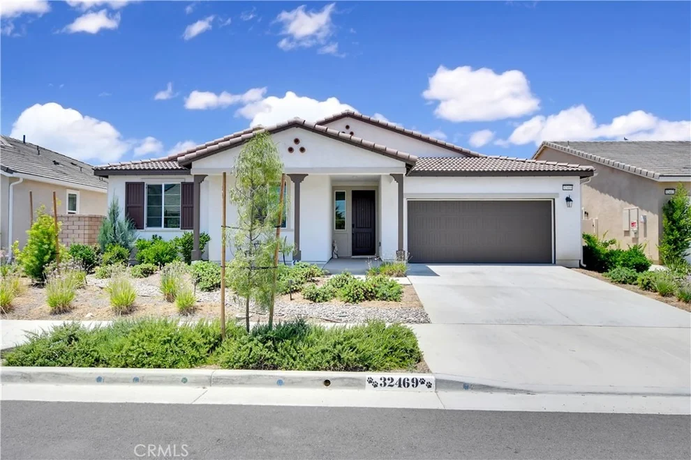 Unit for sale at 32469 Peters Street, Menifee, CA 92584