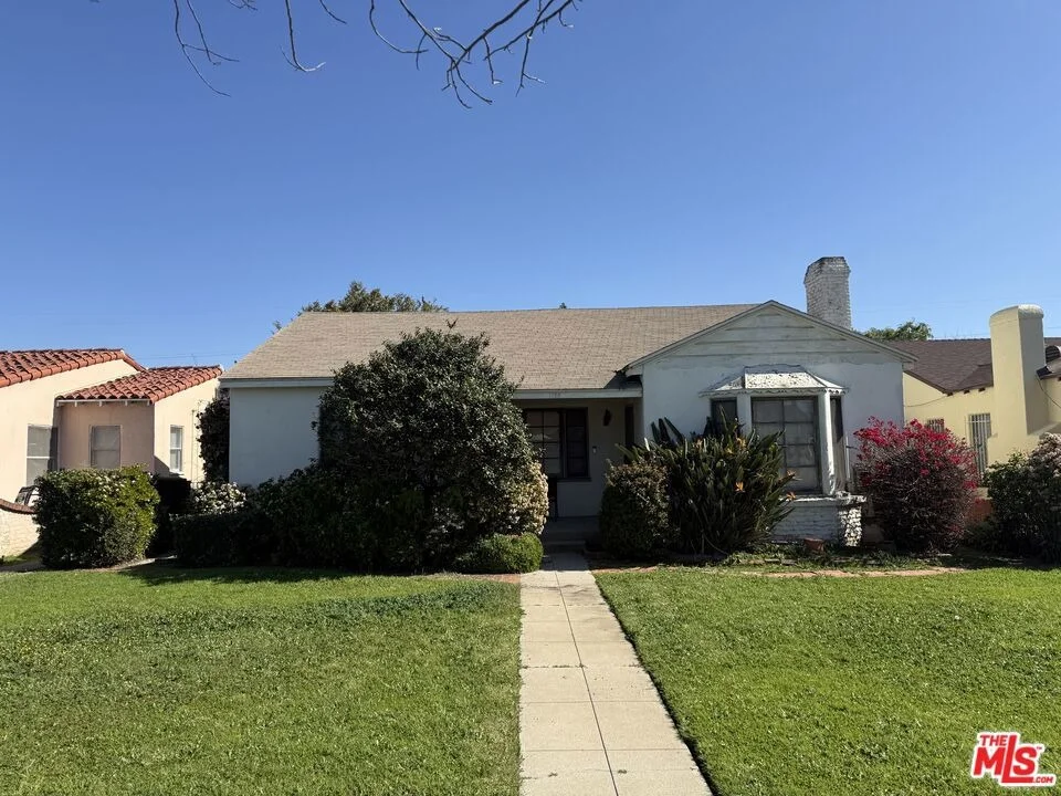 Unit for sale at 1128 S 2nd Street, Alhambra, CA 91801