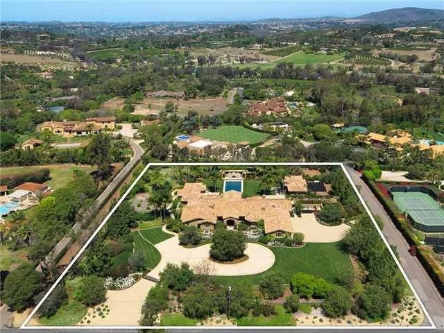 Unit for sale at 6260 Lago Lindo, Rancho Santa Fe, CA 92067
