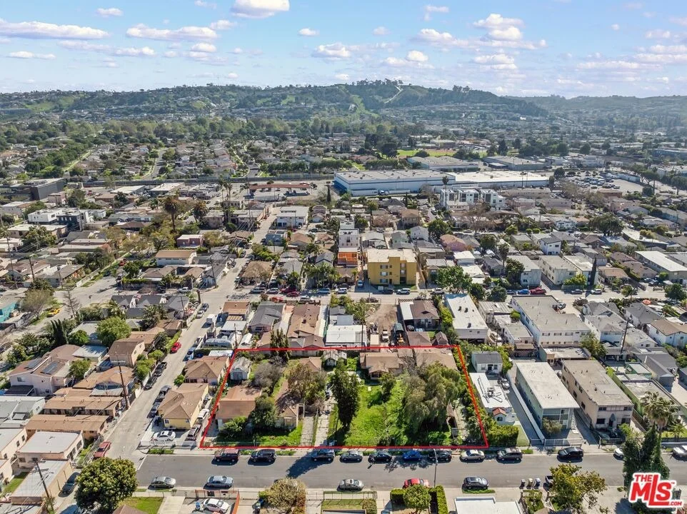 Unit for sale at 5342 Smiley Drive, Los Angeles, CA 90016