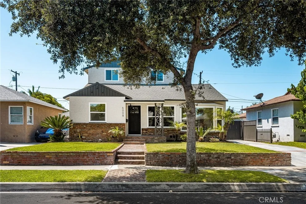 Unit for sale at 6008 Village, Lakewood, CA 90713