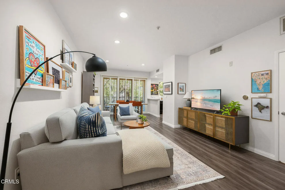 Unit for sale at 286 N Madison, Pasadena, CA 91101