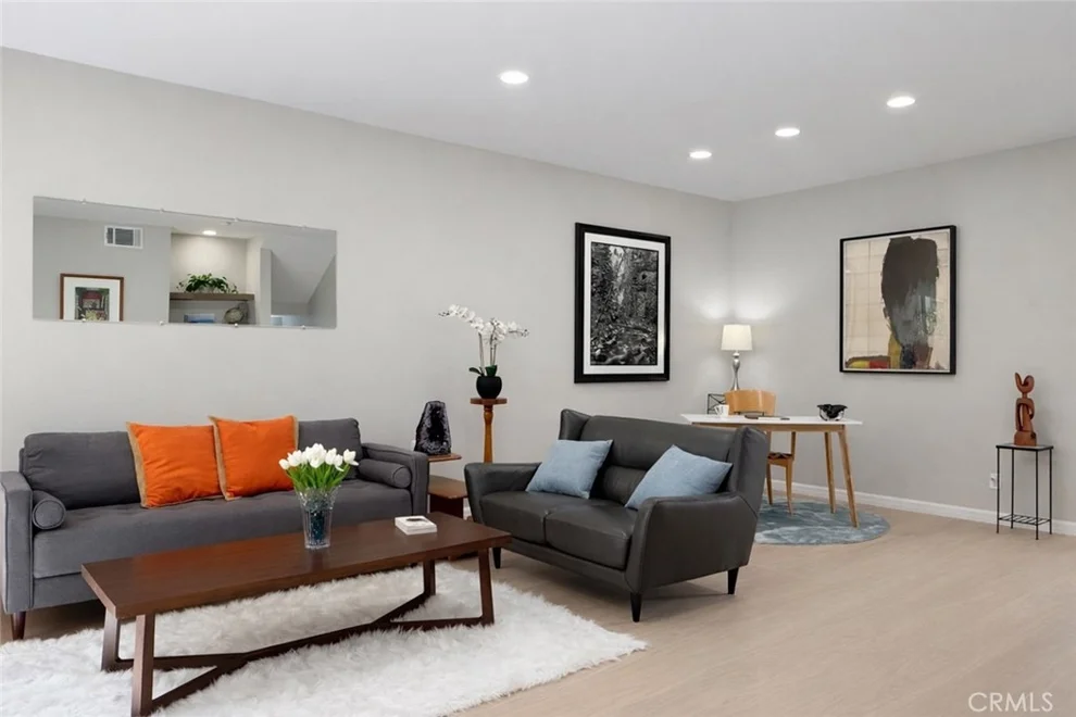 Unit for sale at 1108 18th Street, Santa Monica, CA 90403
