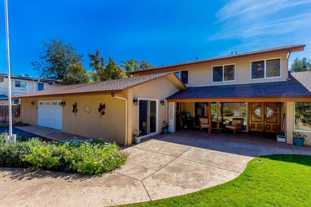 Unit for sale at 4806 Whippoorwill Ln, Bonita, CA 91902