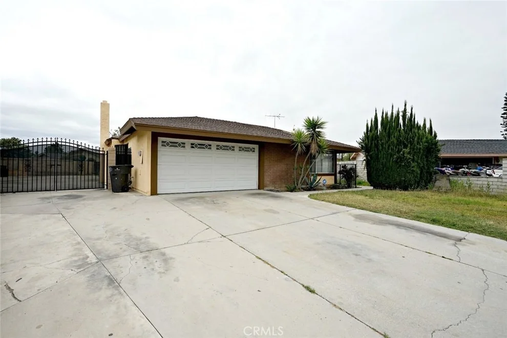 Unit for sale at 10390 Brookway Place, Riverside, CA 92505