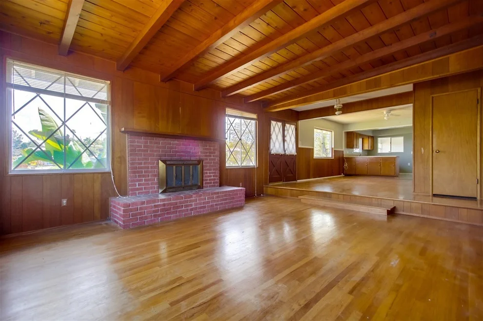 Unit for sale at 3240 S BARCELONA, Spring Valley, CA 91977