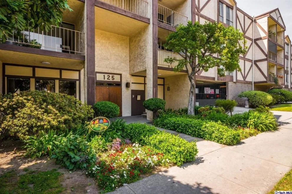 Unit for sale at 125 N Allen Avenue, Pasadena, CA 91106