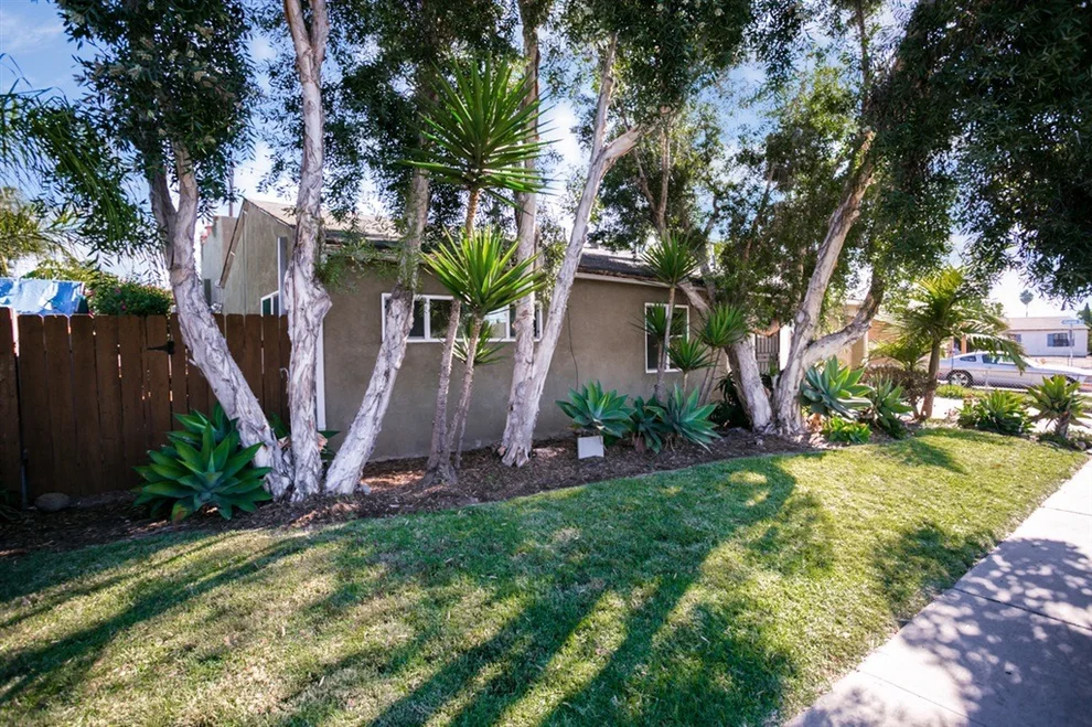 Unit for sale at 4317 Clairemont Dr, San Diego, CA 92117